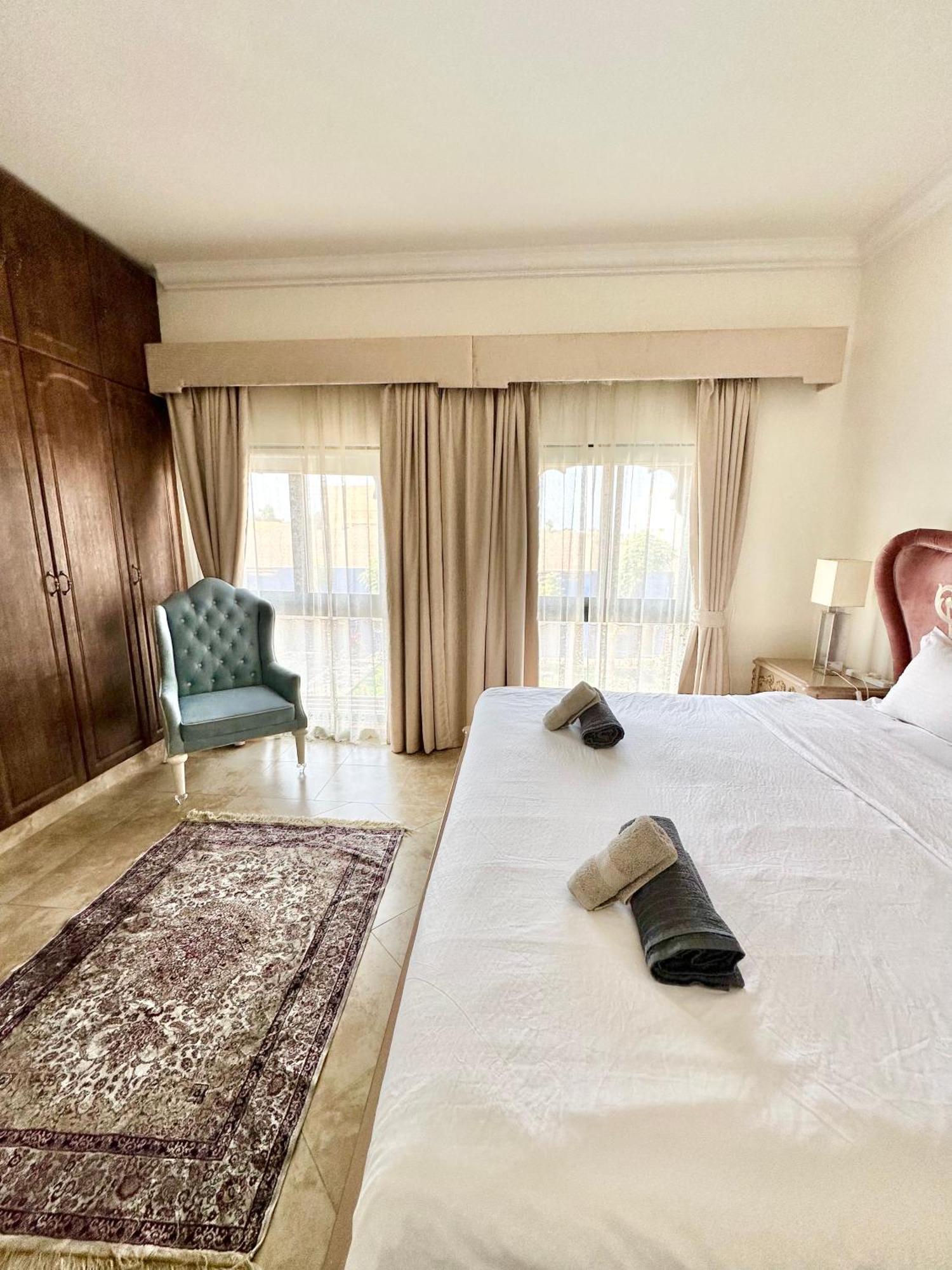 Dari Dubai Exterior foto