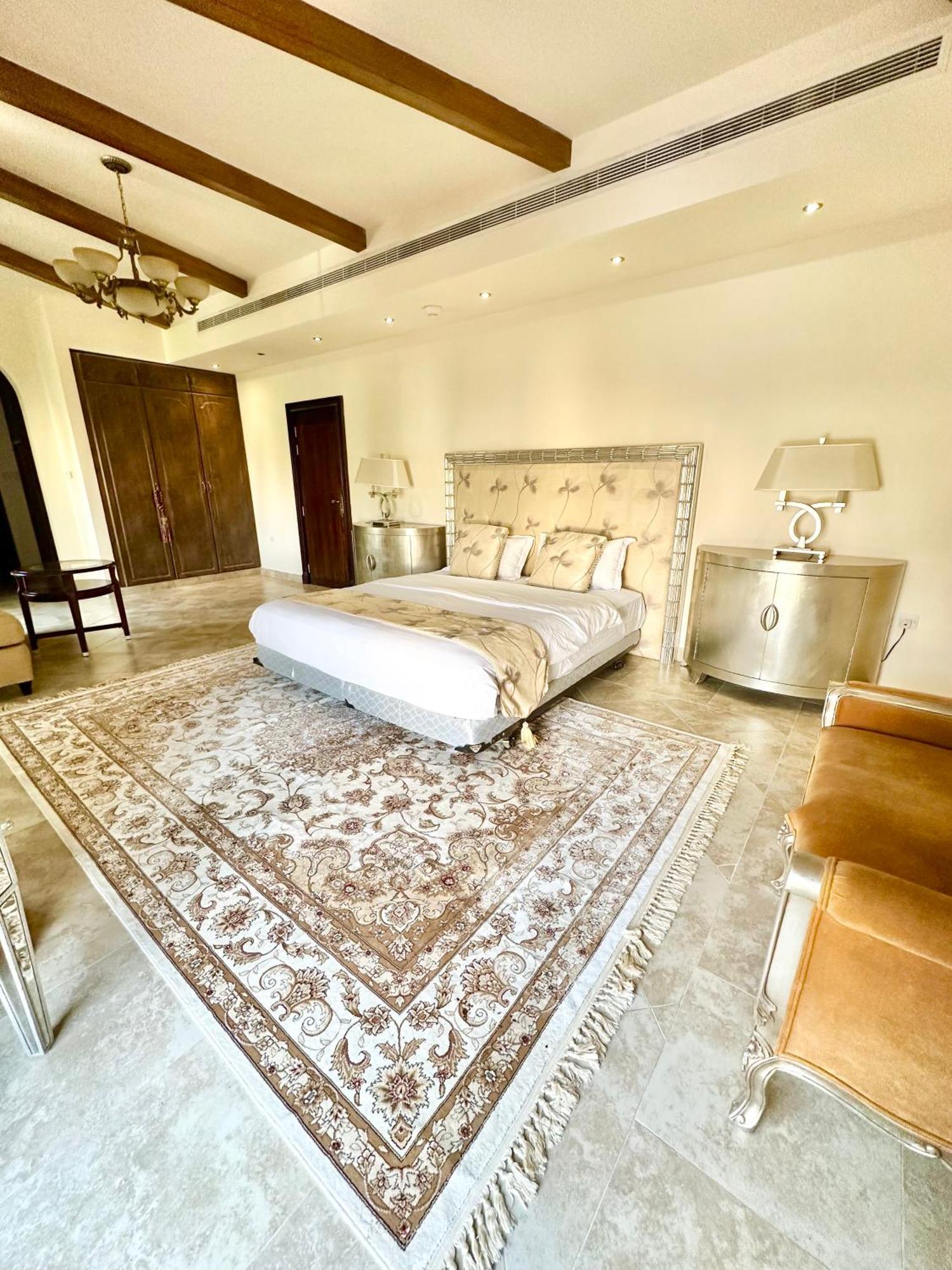 Dari Dubai Exterior foto